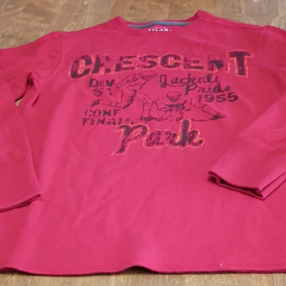 Crescent Red Long Sleeve Kids Tee Arizona Jean Company Boys Size Medium - Picture 1 of 3